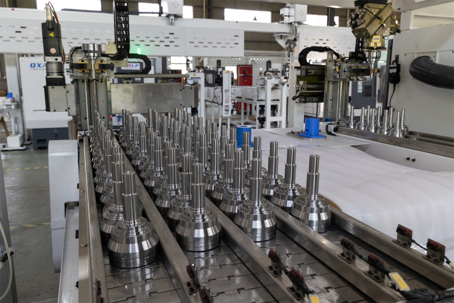 Unloading and Loading Conveyor.jpg